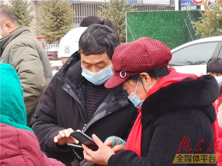 處處掃碼 處處碰壁——手機掃碼時代老年人尷尬如何解？