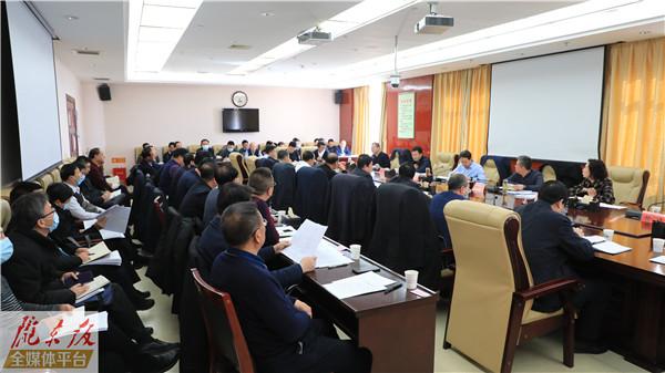 盧小亨主持召開(kāi)專題會(huì)議 研究安排“東數(shù)西算”試點(diǎn)項(xiàng)目建設(shè)工作