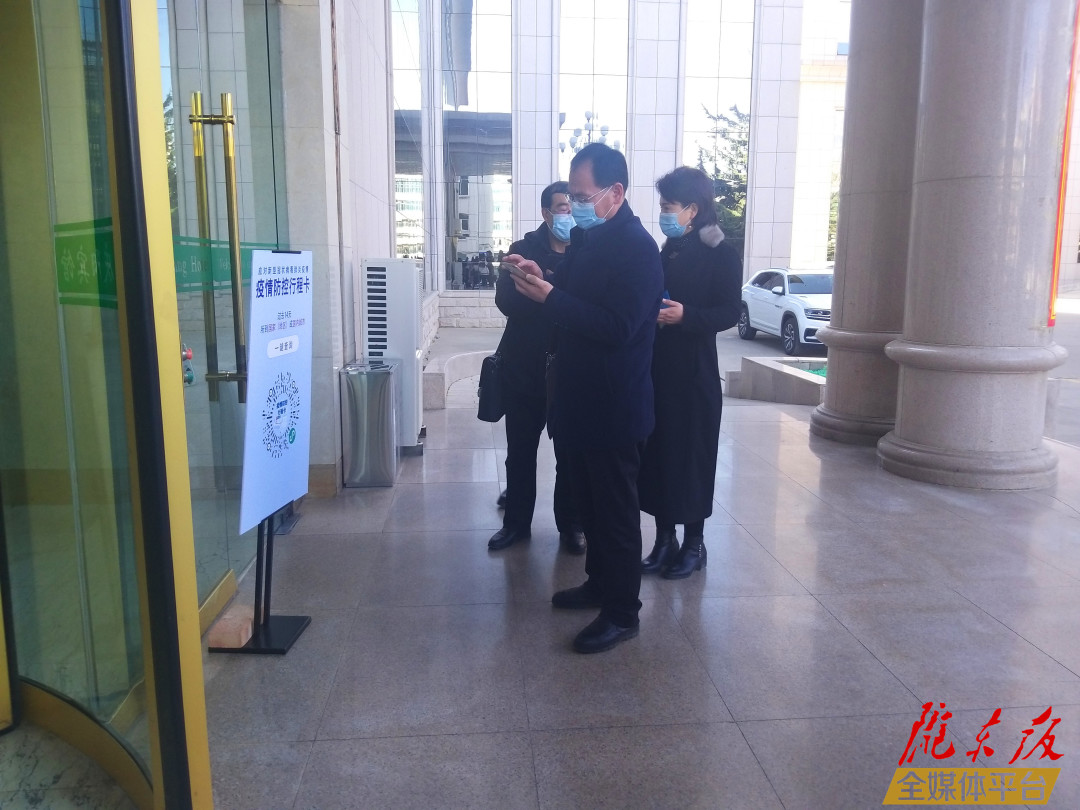 【隴東報(bào)·聚焦慶陽兩會】政協(xié)慶陽市第四屆委員會第五次會議明日開幕，委員陸續(xù)到駐地報(bào)到