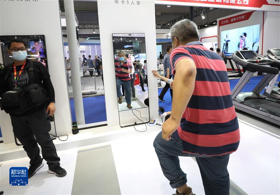 (新華全媒頭條·圖文互動(dòng))(13)書寫體育強(qiáng)國逐夢奮進(jìn)新篇章——以習(xí)近平同志為核心的黨中央關(guān)心體育事業(yè)發(fā)展紀(jì)實(shí)