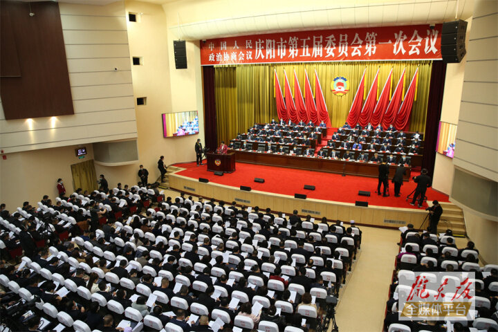 【市兩會視頻海報】五年來，政協(xié)工作提質(zhì)增效，為慶陽高質(zhì)量發(fā)展作出了積極貢獻