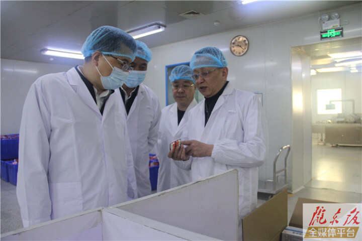 慶陽(yáng)市人大常委會(huì)班子成員到包抓企業(yè)調(diào)研