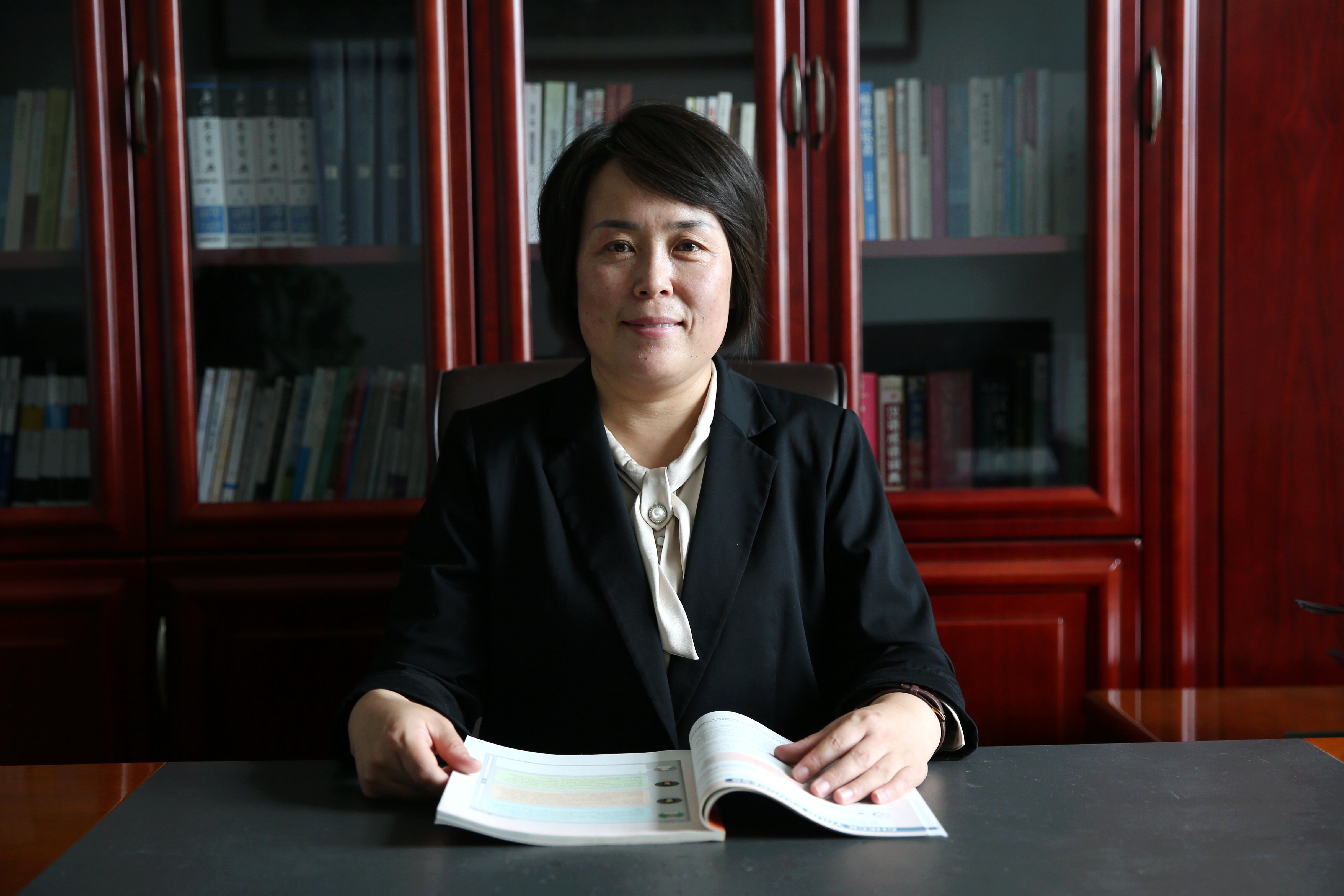 打造“卓越課程體系” 推動(dòng)學(xué)校卓越發(fā)展——訪慶陽(yáng)一中黨委書記、校長(zhǎng)宮亞妮