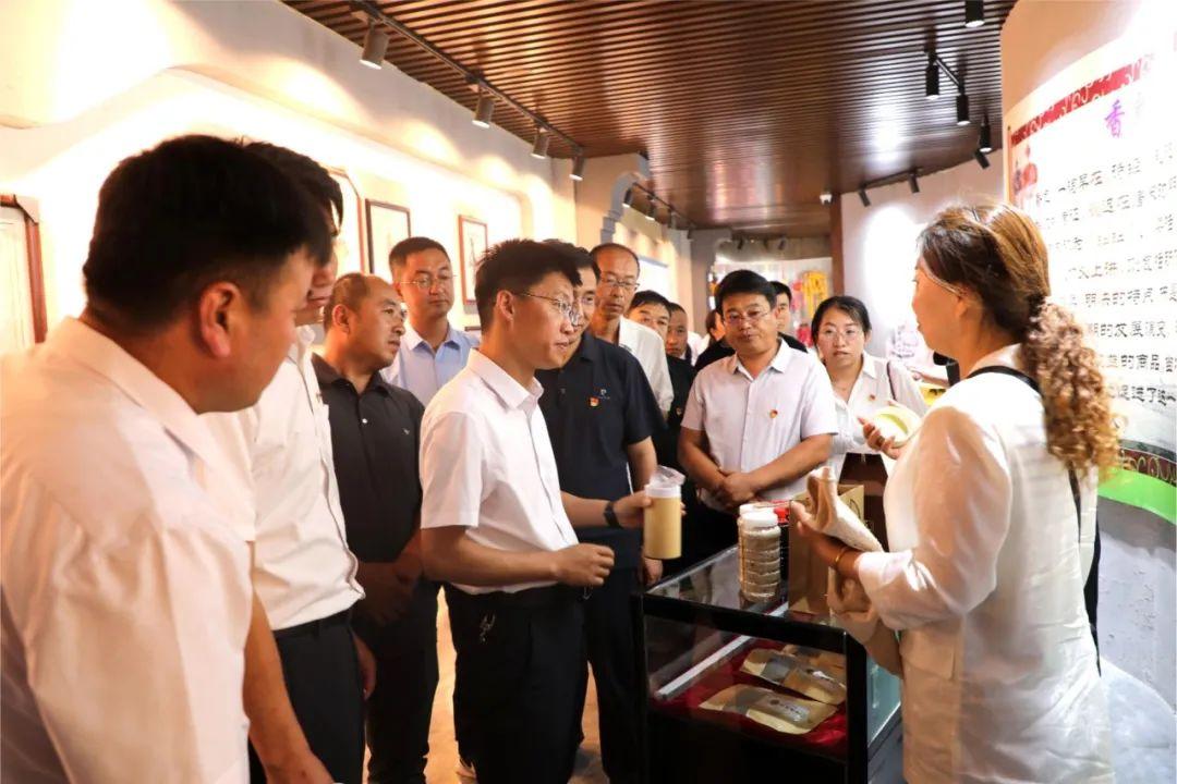 4087275bc2578a4ab257a5e0e57cc091_b09911c17d504fbd87ef322b70f2ada4.jpg 4087275bc2578a4ab257a5e0e57cc091_b09911c17d504fbd87ef322b70f2ada4.jpg