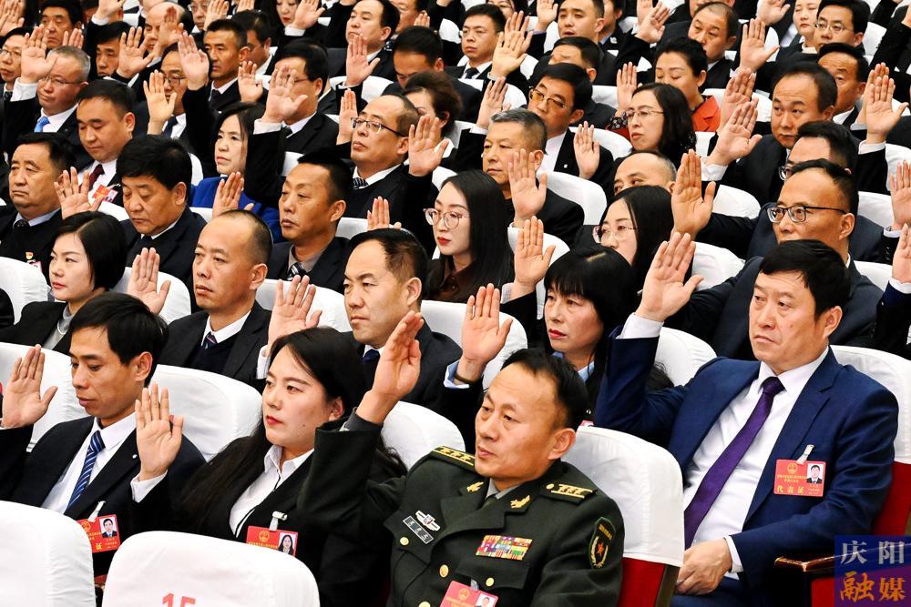 【圖說兩會】兩會瞬間！