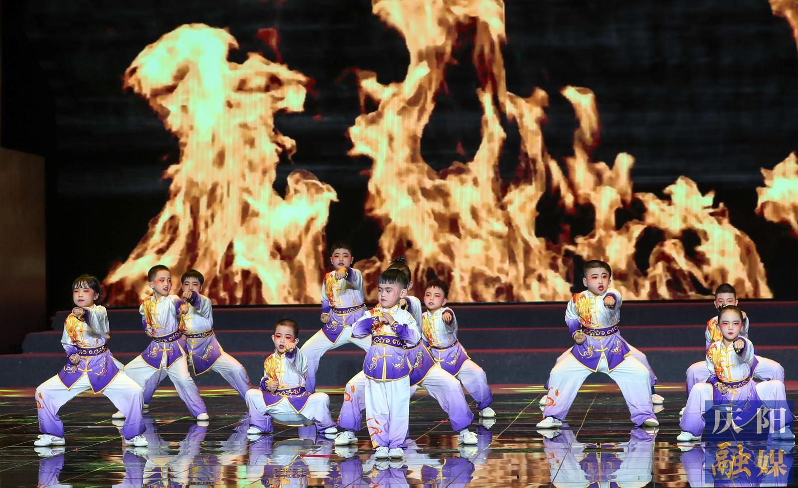 【攝影報道】2025甘肅省少兒春節(jié)聯(lián)歡晚會未來之星藝術匯專場舉行（上）