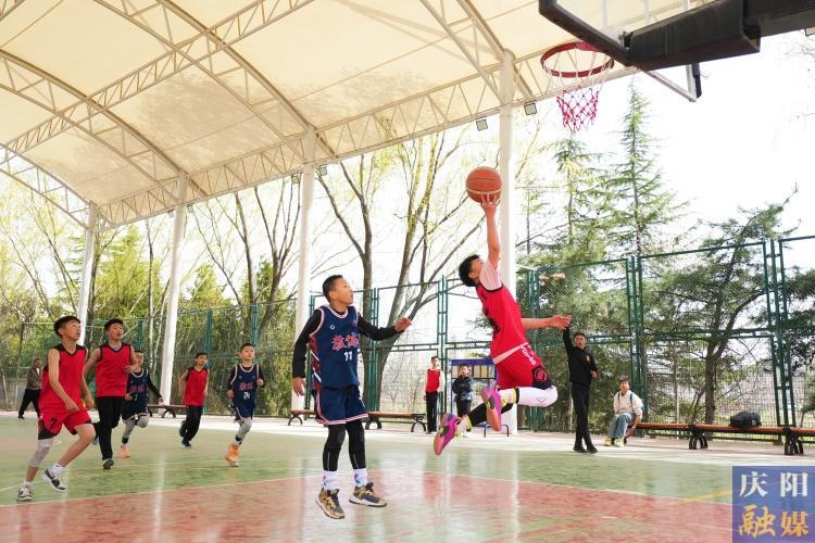 【攝影報(bào)道】2025年“奔跑吧·少年”慶陽市青少年五人制籃球比賽暨甘肅省第十六屆運(yùn)動(dòng)會選拔賽舉行