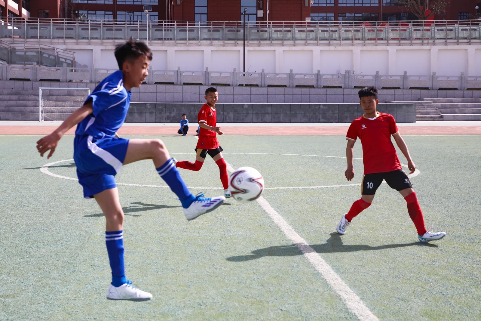 【攝影報(bào)道】環(huán)縣校園足球聯(lián)賽火熱進(jìn)行