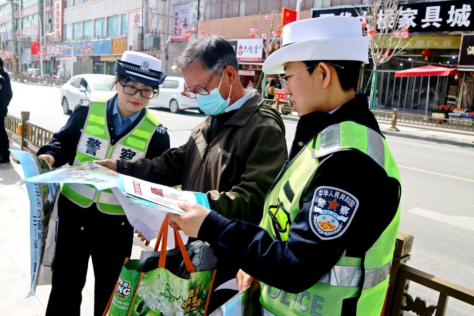 【法治慶陽】鎮(zhèn)原：春暖花開務(wù)工時 普法宣傳“送安全”