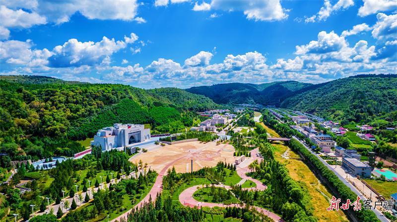 【紀(jì)事】紅色熱土上的青春回響——記2025年度中國(guó)青年五四獎(jiǎng)?wù)录w、南梁革命紀(jì)念館南梁精神宣講隊(duì)