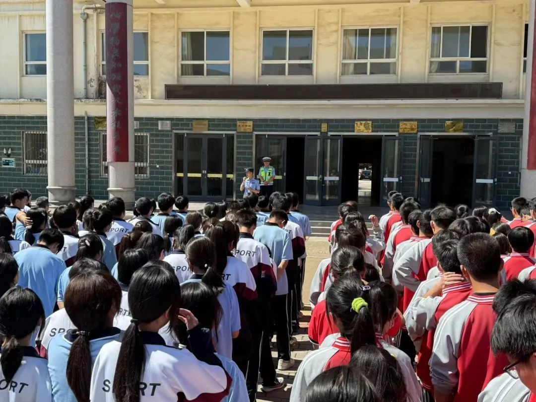 鎮(zhèn)原公安：“三管齊下”打造校園安全防護(hù)網(wǎng)