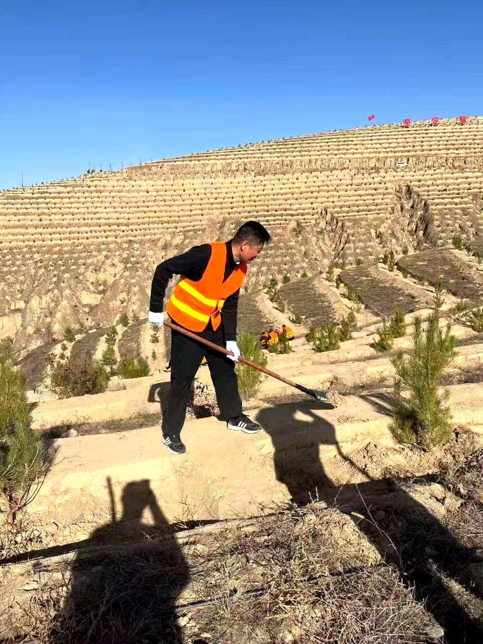 跨越千里的選擇——東西部協(xié)作幫扶干部陳斌斌的援環(huán)情緣