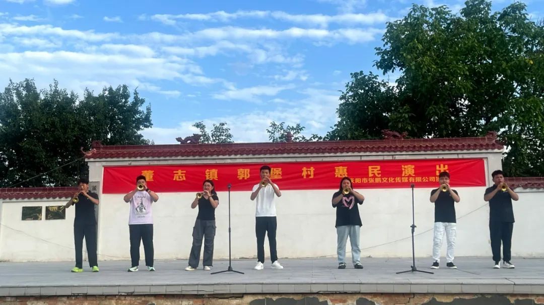 【移風(fēng)易俗倡新風(fēng)】西峰區(qū)開展“移風(fēng)易俗倡新風(fēng)”文化惠民進(jìn)鄉(xiāng)村活動(dòng)