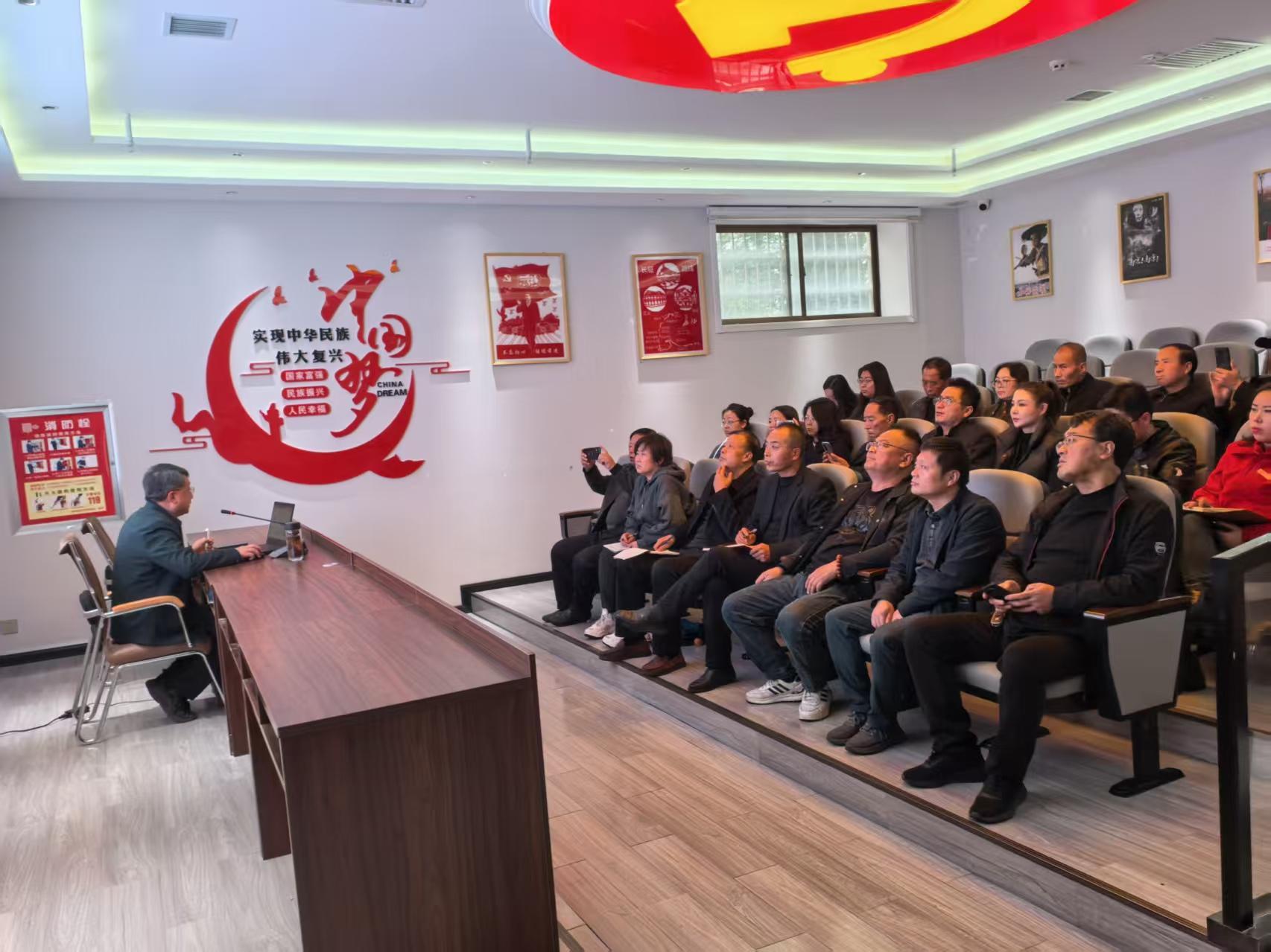 慶陽市建管局黨支部開展“結(jié)對共建進社區(qū) 宣講服務(wù)暖民心”志愿服務(wù)活動