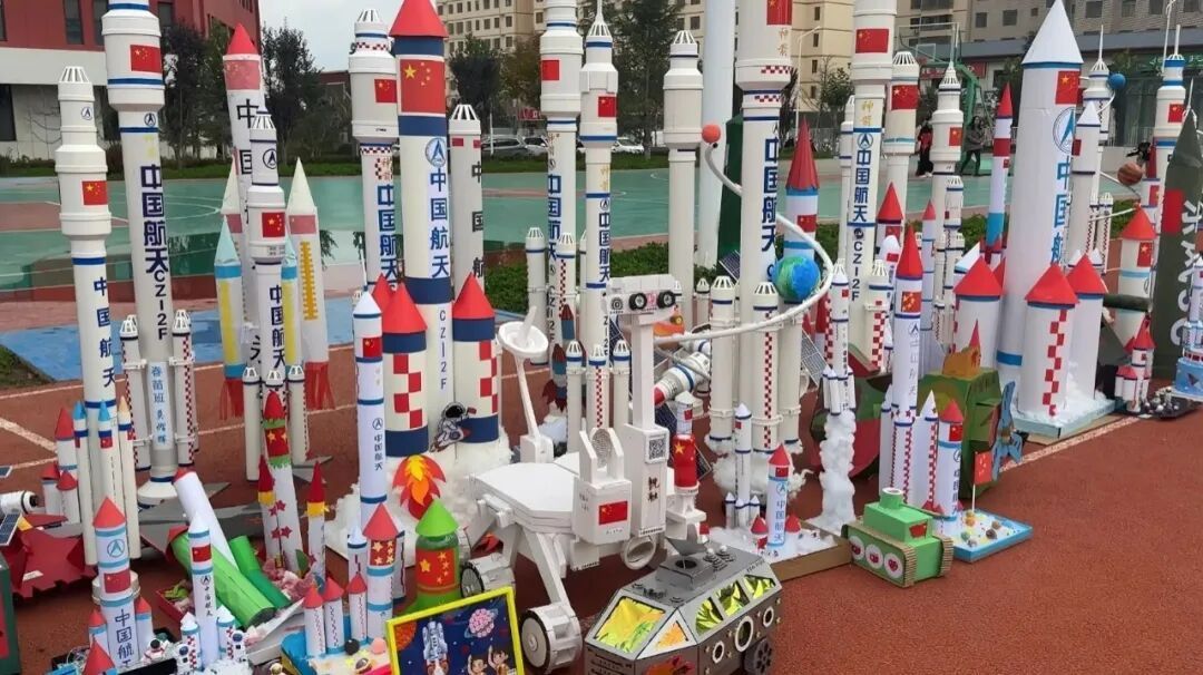 學(xué)院路實驗學(xué)校：家校攜手話傳承 航天逐夢向未來