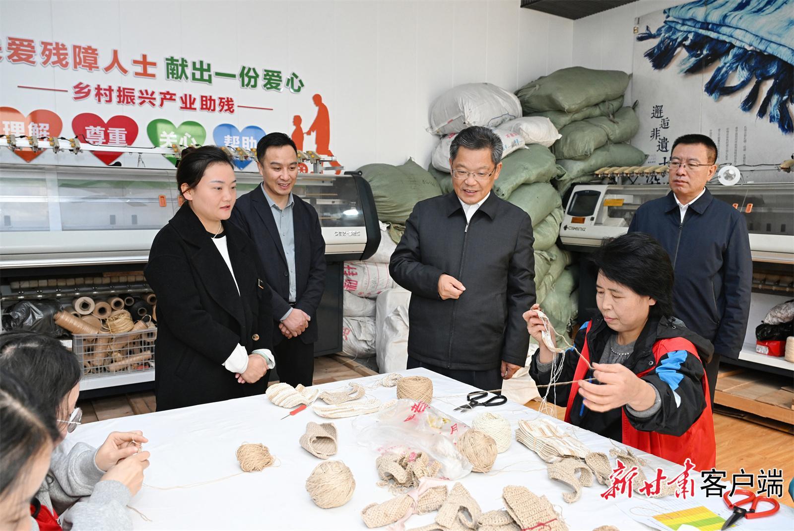 任振鶴在甘谷縣武山縣隴西縣調研時強調 深入學習貫徹黨的二十屆四中全會精神 科學推進災后重建 大力發(fā)展富民產業(yè) 不斷增進民生福祉