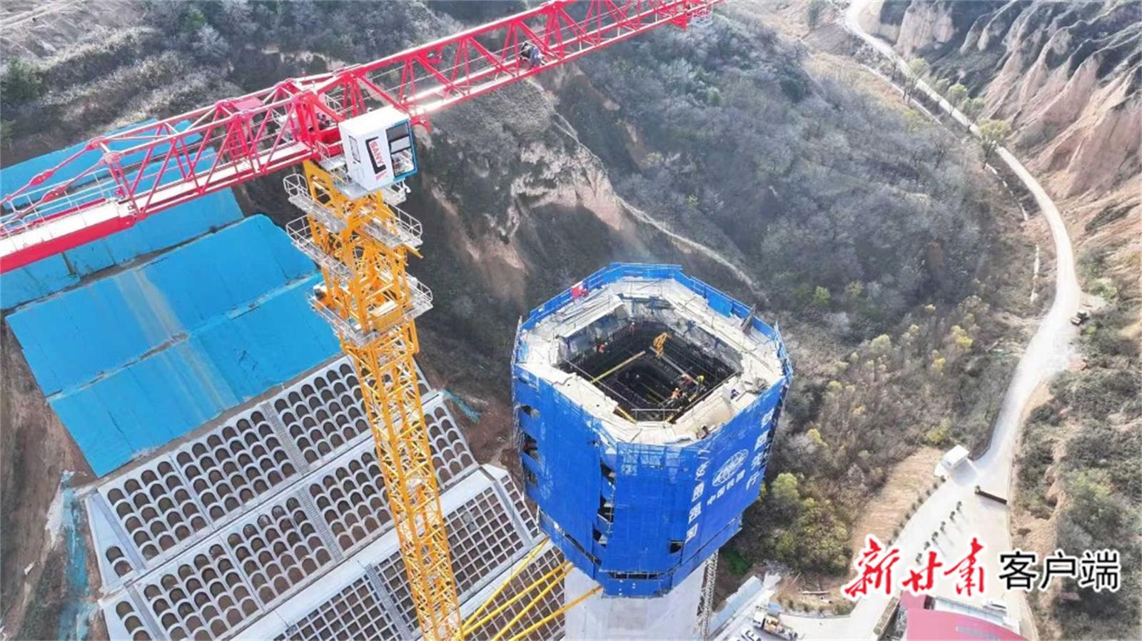 平慶鐵路慶陽境內(nèi)一重難點(diǎn)控制性工程取得重要突破