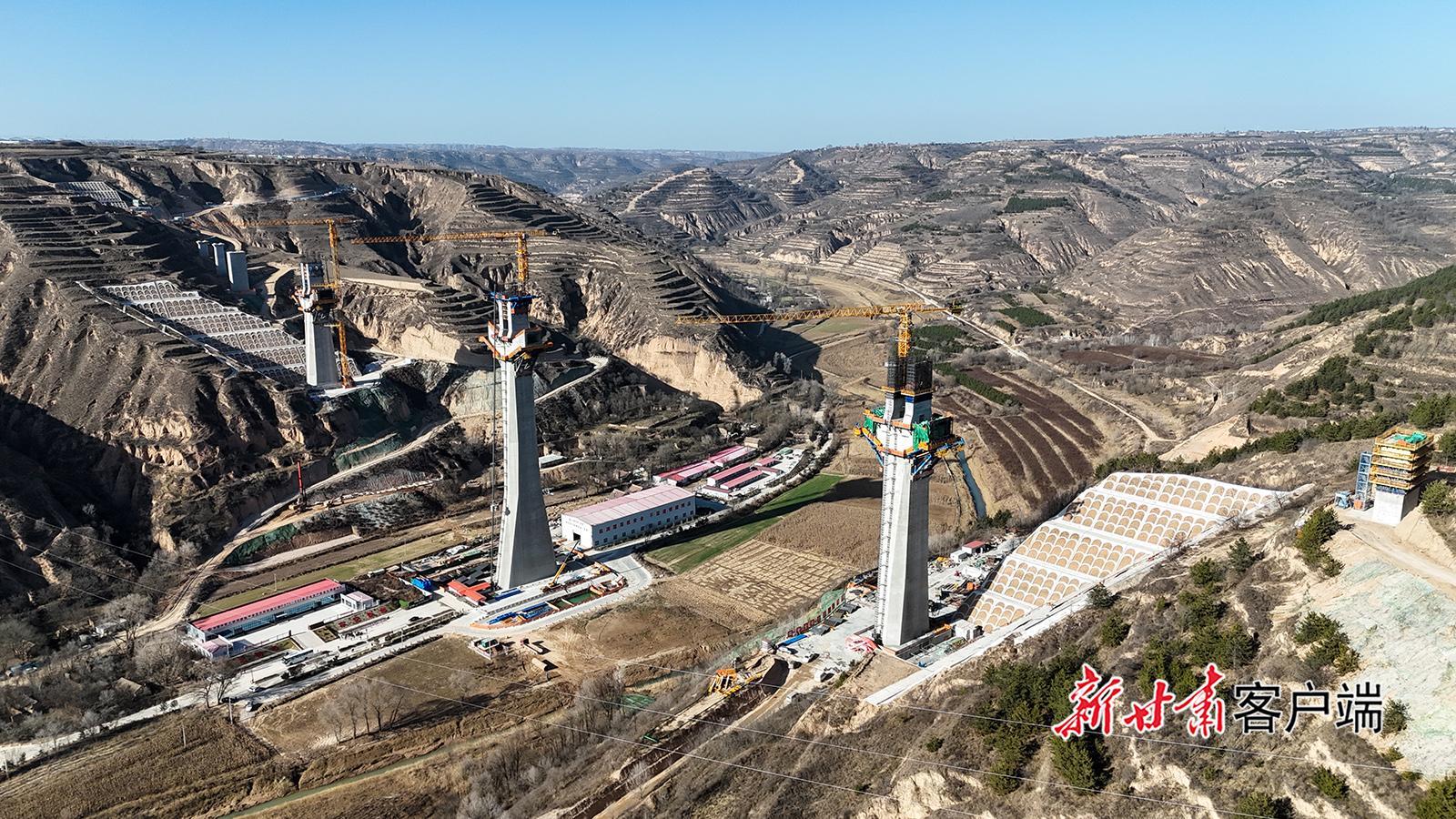 平慶鐵路蒲河特大橋建設(shè)加快推進(jìn)