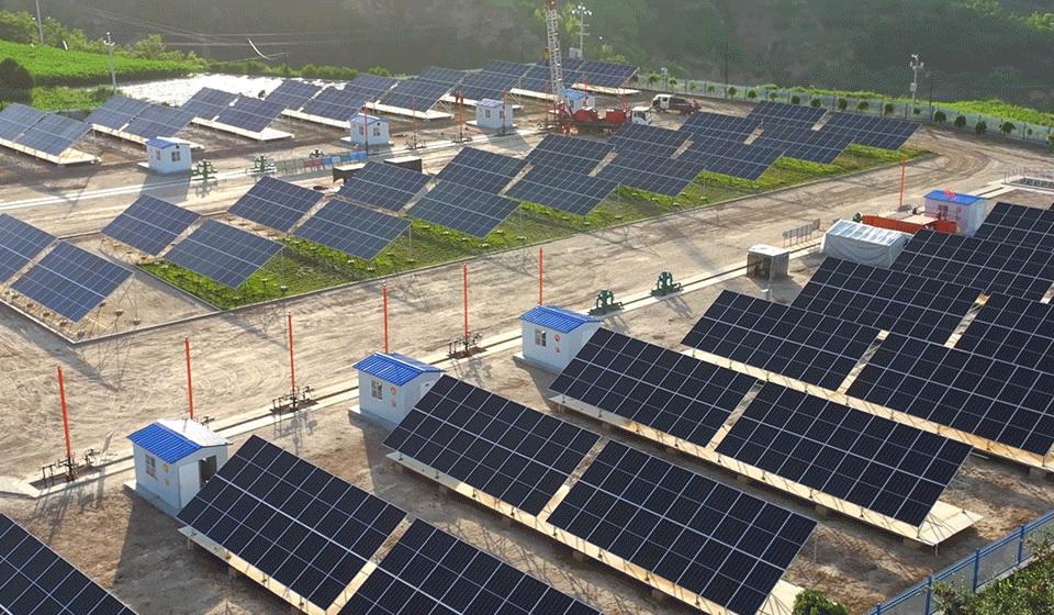 “碳”索新路 攜“綠”而行——中國石油長慶油田采油二廠“追風(fēng)逐日”加快綠色低碳轉(zhuǎn)型