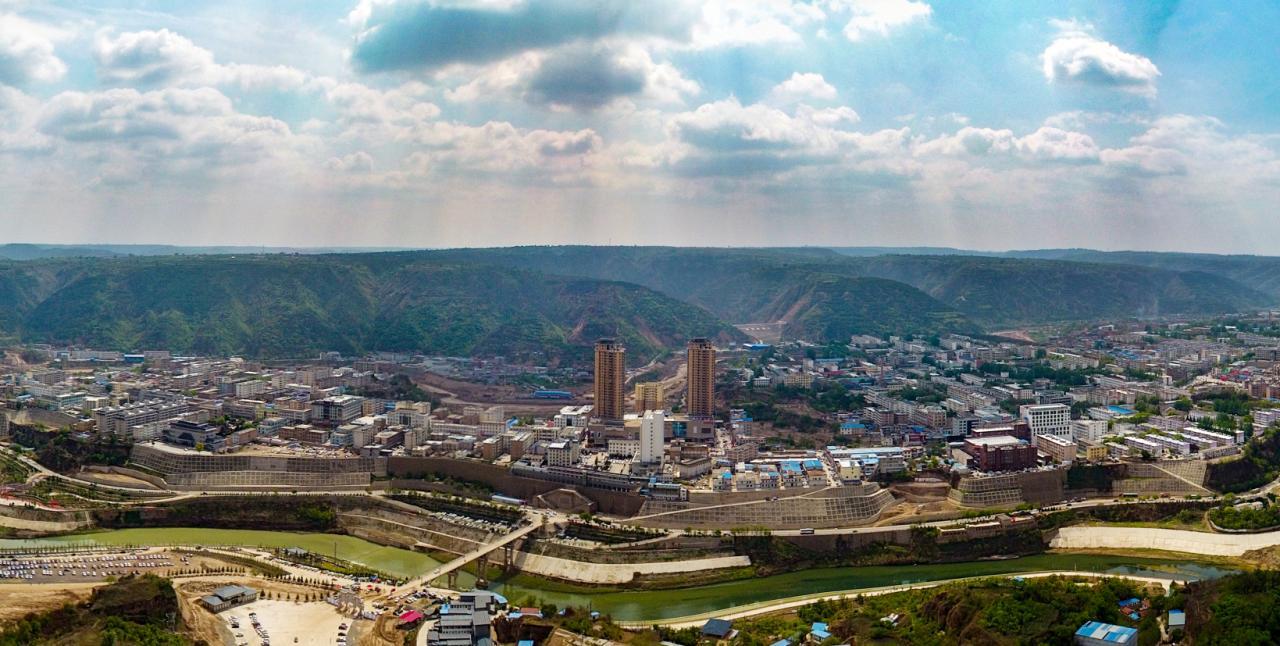 【深化農(nóng)文旅融合】岐伯故里藥香濃 千年文脈煥新生——慶城縣深耕中醫(yī)藥康養(yǎng)產(chǎn)業(yè)激活農(nóng)文旅融合發(fā)展新動(dòng)能