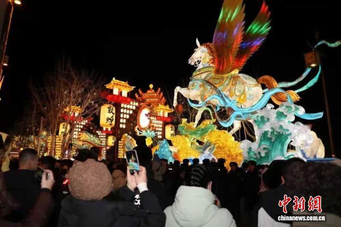 敦煌文化年味“火”出圈 春節(jié)假期接待游客超80萬人次