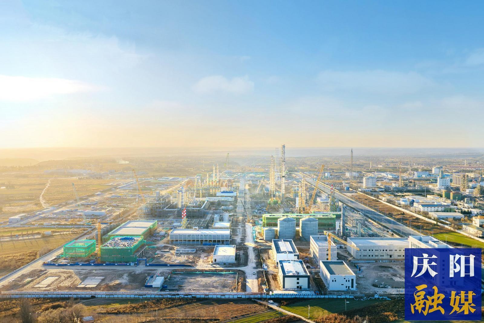 【工業(yè)興市·制造強(qiáng)市】深耕慶陽老區(qū) 筑就化工新篇——慶陽同欣50萬噸/年輕烴深加工項(xiàng)目建設(shè)綜述